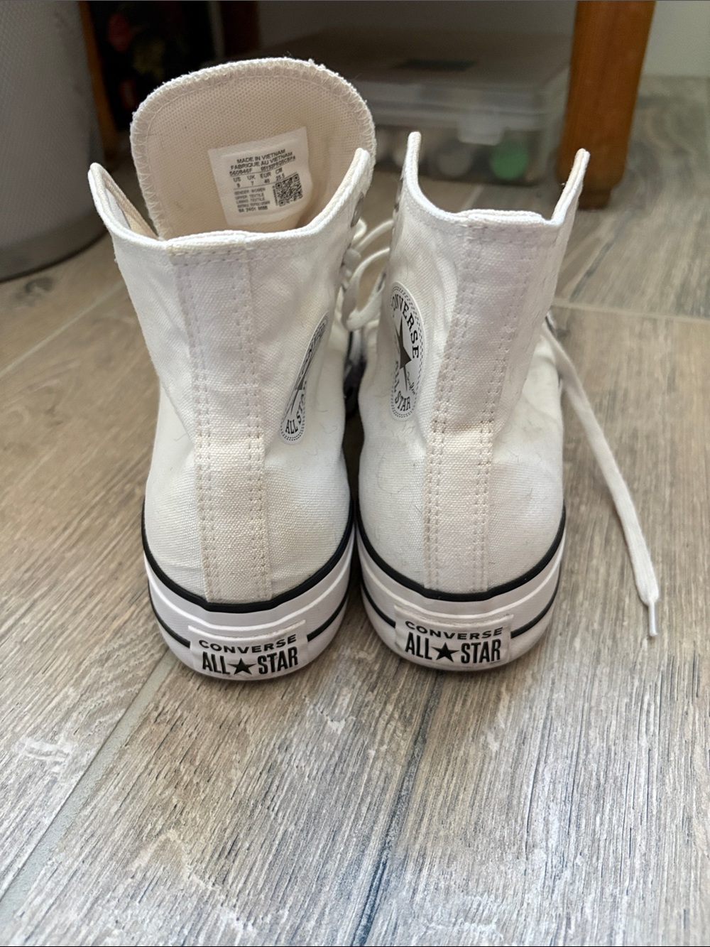 Converse white Platform High tops. Size 9 - Picture 8 of 9